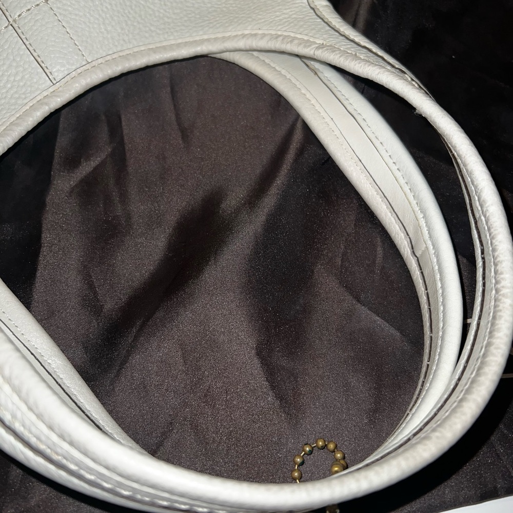 SOLD! COACH PEBBLED LEATHER BAG - Picture 6 of 8